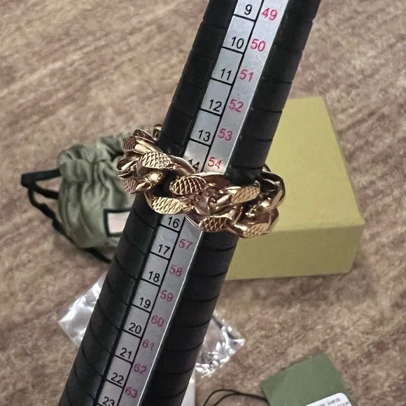 Gucci Interlocking Gourmette Chain Ring 7.5 authentic with proof of purchase